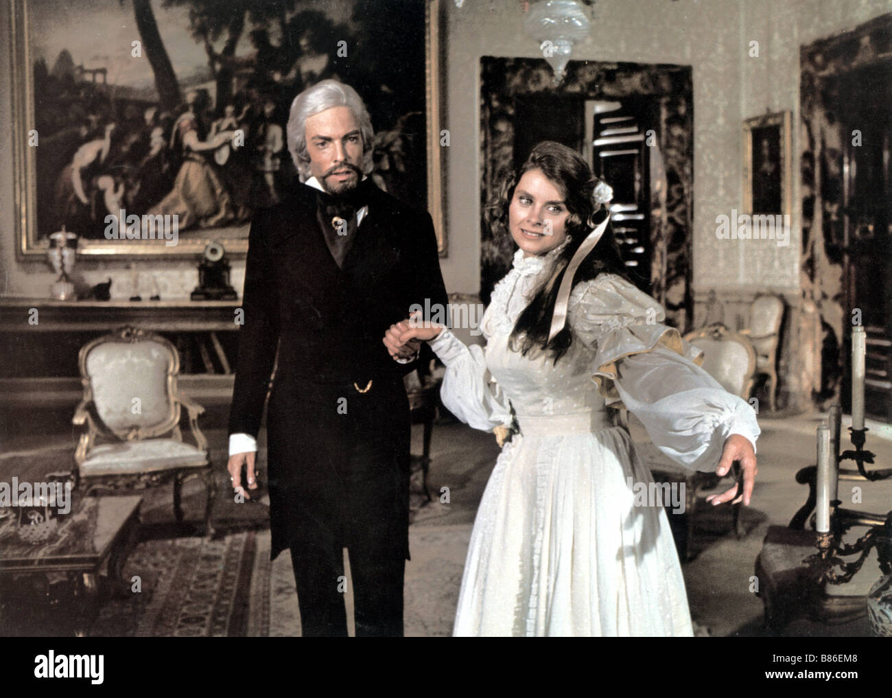 Le Comte De Monte Cristo 1975 Le comte de Monte-Cristo Année : 1975 - Royaume-Uni / Italie Directeur :  David Greene Richard Chamberlain, Taryn Power Photo Stock - Alamy