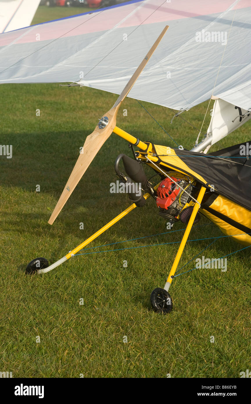 L'hélice à l'arrière d'un deltaplane motorisé alimenté moteur Banque D'Images