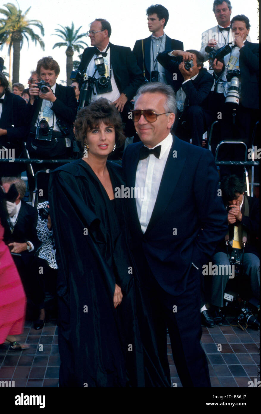 Jean-Pierre Cassel Jean-Pierre Cassel Jean-Pierre Cassel et sa femme au festival de Cannes Banque D'Images