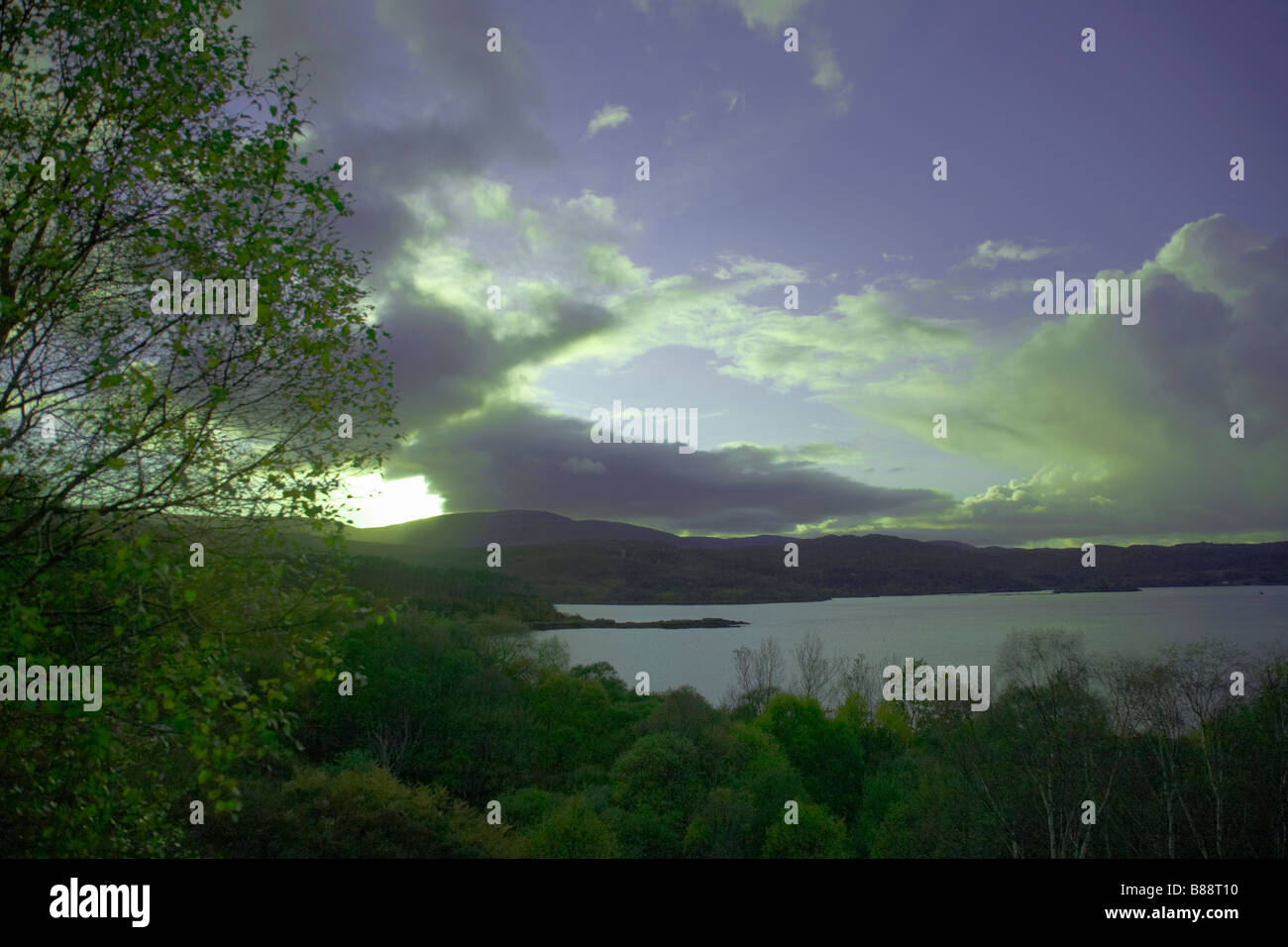 Coucher de soleil sur le Loch Shieldaig Shieldaig Highland, île et Shieldaig, Ecosse Banque D'Images