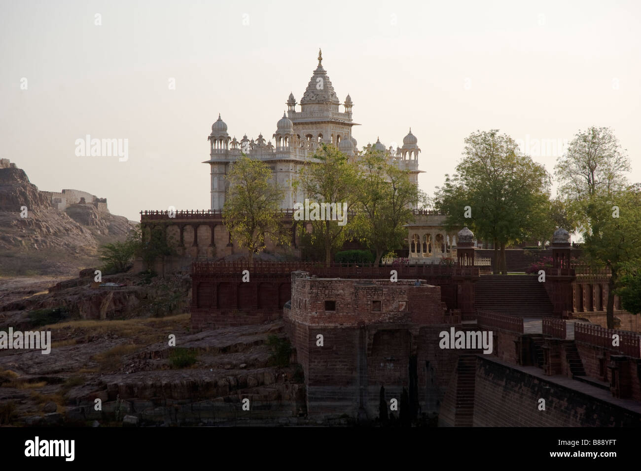 Jaswant Thada memorial en marbre blanc Banque D'Images