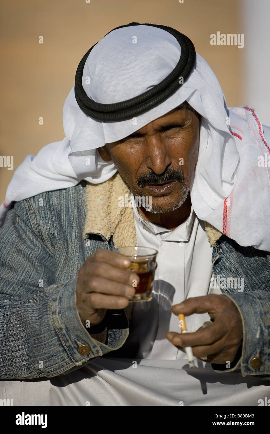 Portrait d'une femme bédouine en Egypte Banque D'Images