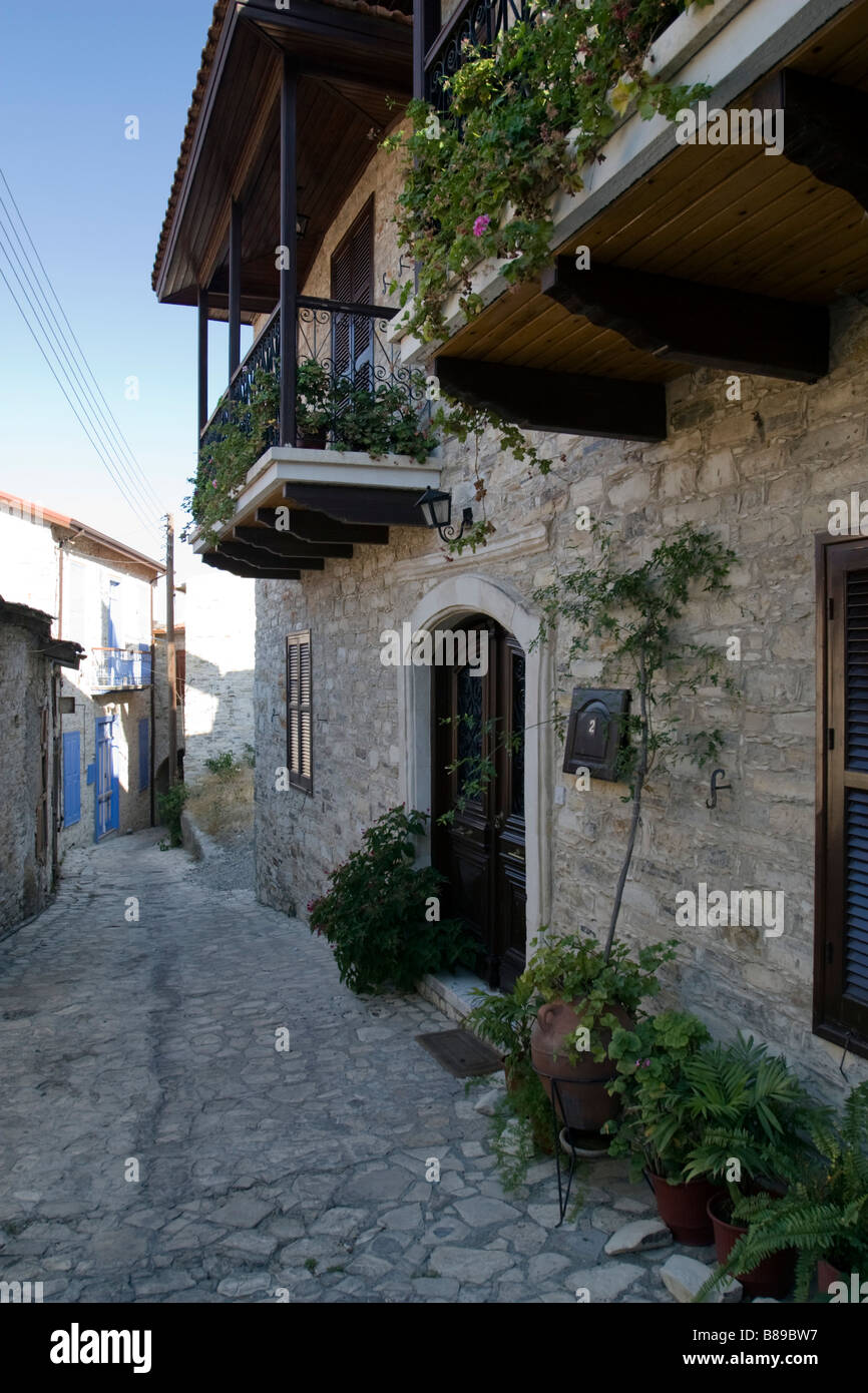 Chambre avec balcon en bois à Lefkara, sud de Chypre Banque D'Images