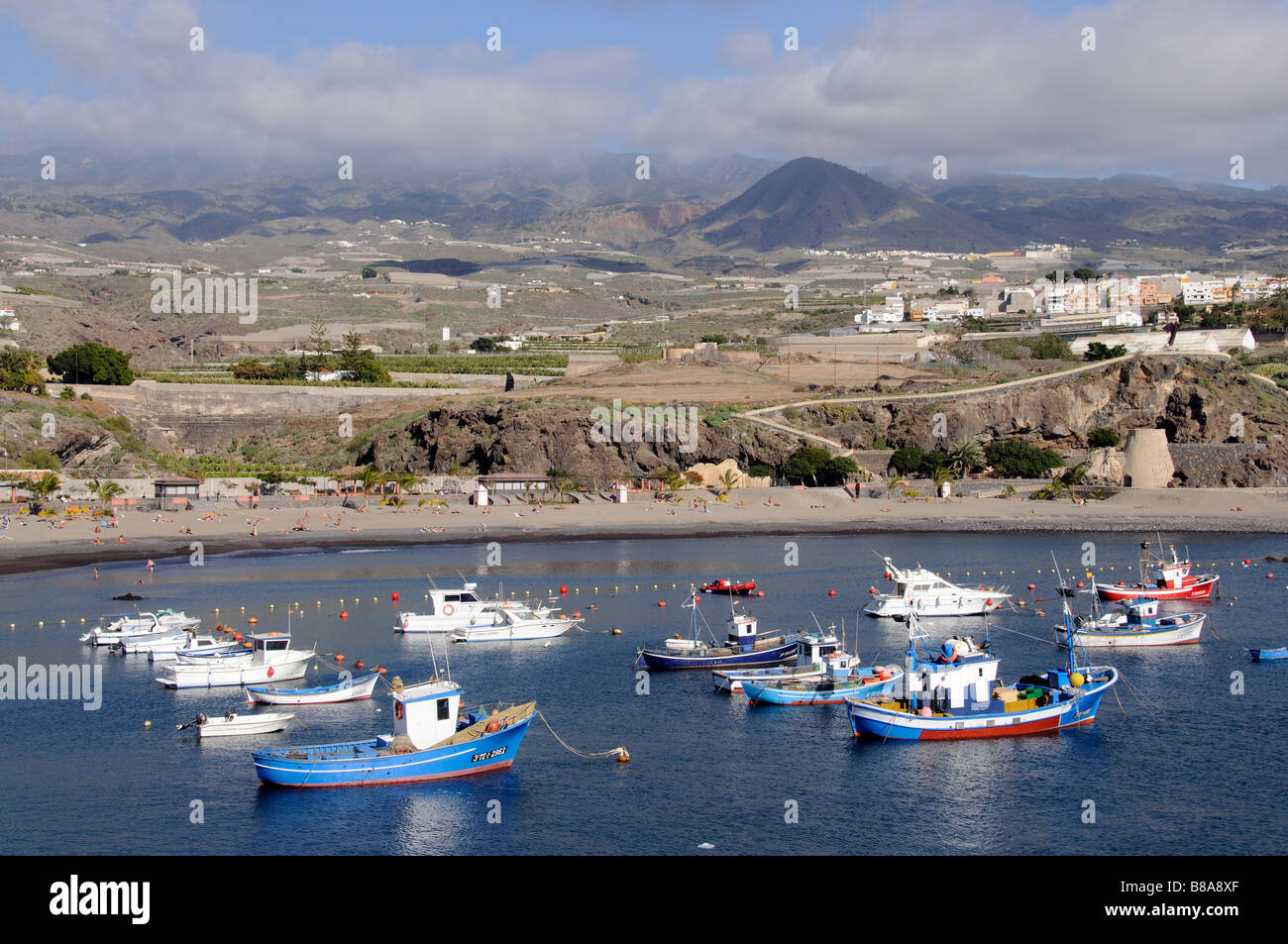 San Juan une station balnéaire et port de pêche dans le sud de Tenerife Banque D'Images