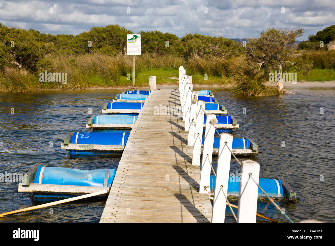 Pont au-dessus des eaux troubles Danemark Australie Occidentale Banque D'Images