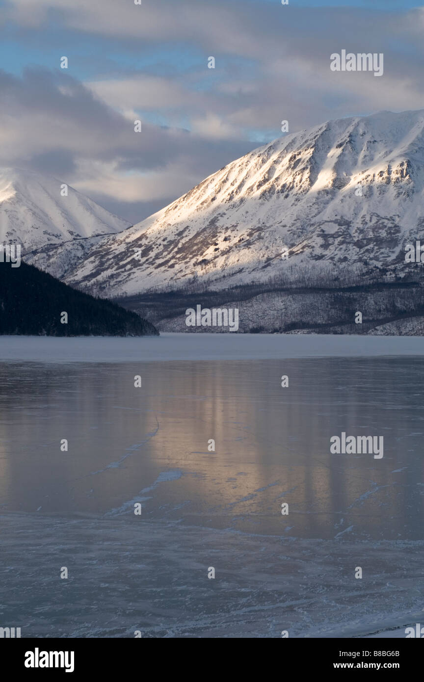 Frozen Lake Kenai en Alaska Moose Pass Banque D'Images