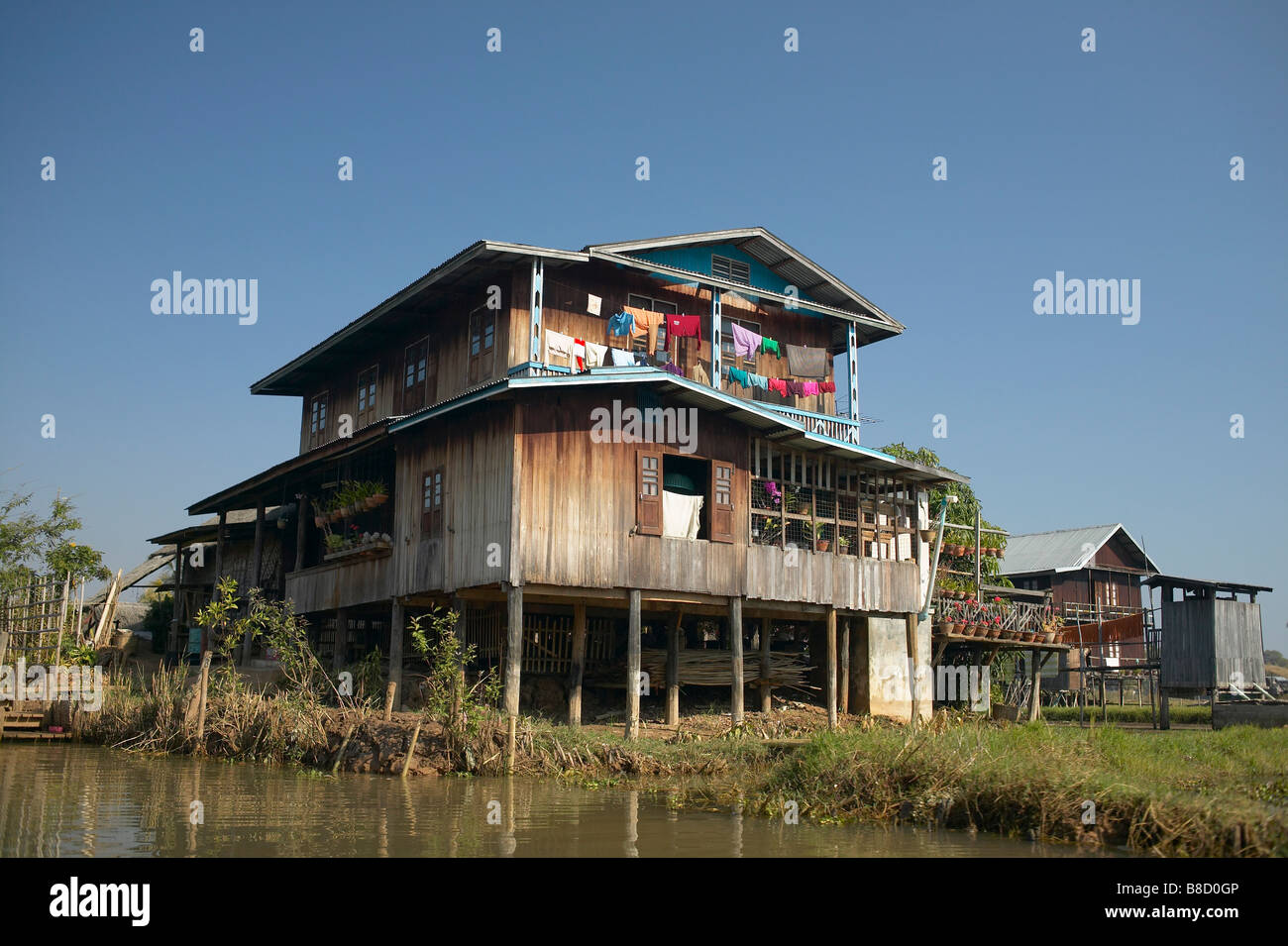 Maison de village Lake, Lac Inle, Myanmar (Birmanie) Banque D'Images