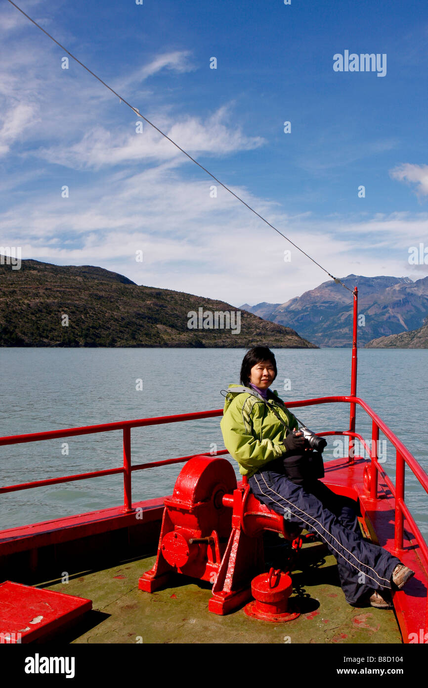 Femme chinoise la Patagonie Chilienne Parc National Torres del Paine Banque D'Images