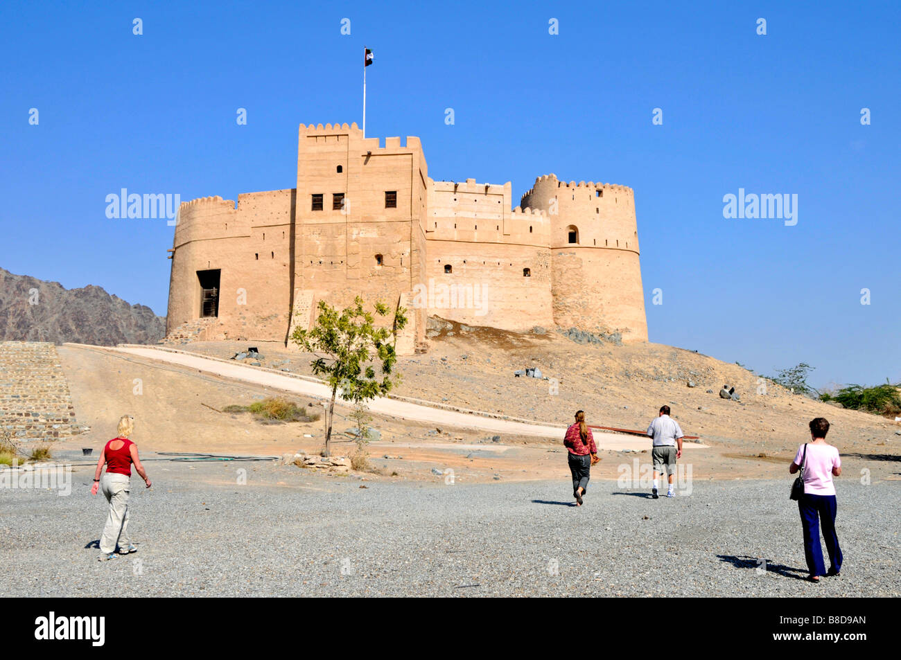 Vieux fort historique du XVIe siècle Fujairah ou château une visite Attraction touristique restaurée et entretenue par le département des antiquités & Patrimoine eau Banque D'Images