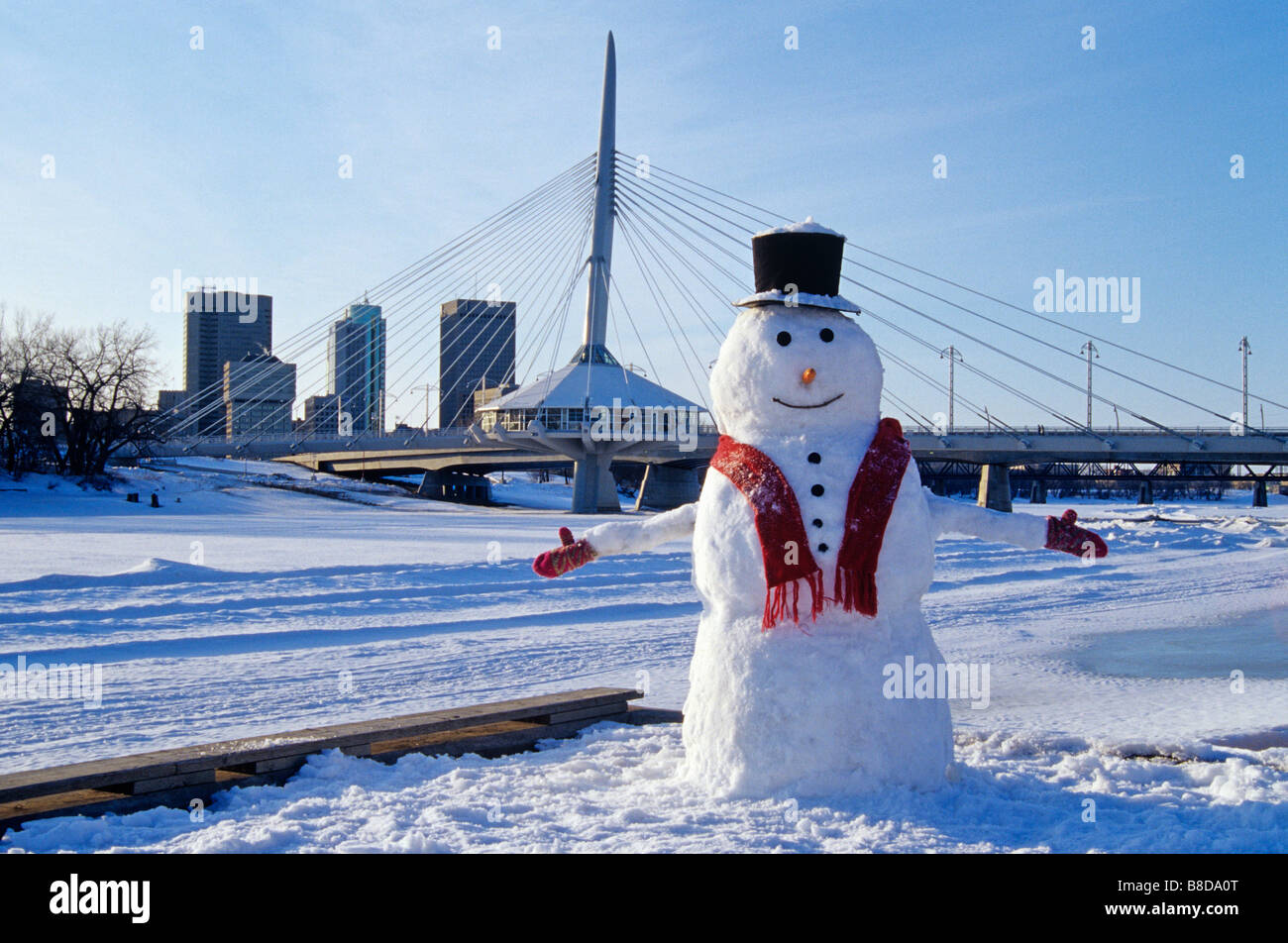 Bonhomme de neige, les toits de la rivière Rouge, Winnipeg, Manitoba Banque D'Images