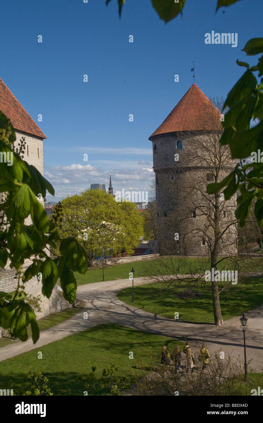 Remparts de la ville Vieille Ville environnante à Tallin, la capitale de l'Estonie Banque D'Images