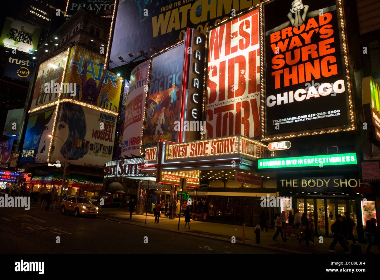 Des panneaux publicitaires de Times Square sur Broadway publicité mardi 10 février 2009 Richard B Levine Banque D'Images