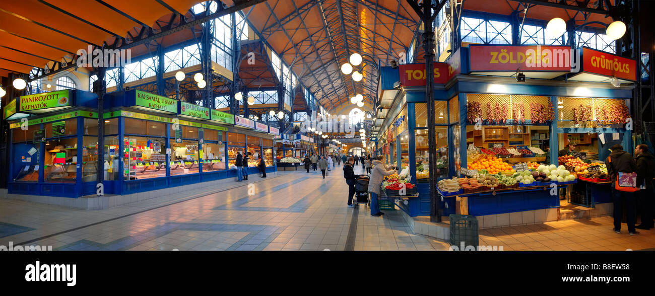 Grand marché Hall ou Central Market Hall, marché Hall I intérieur, Budapest Banque D'Images