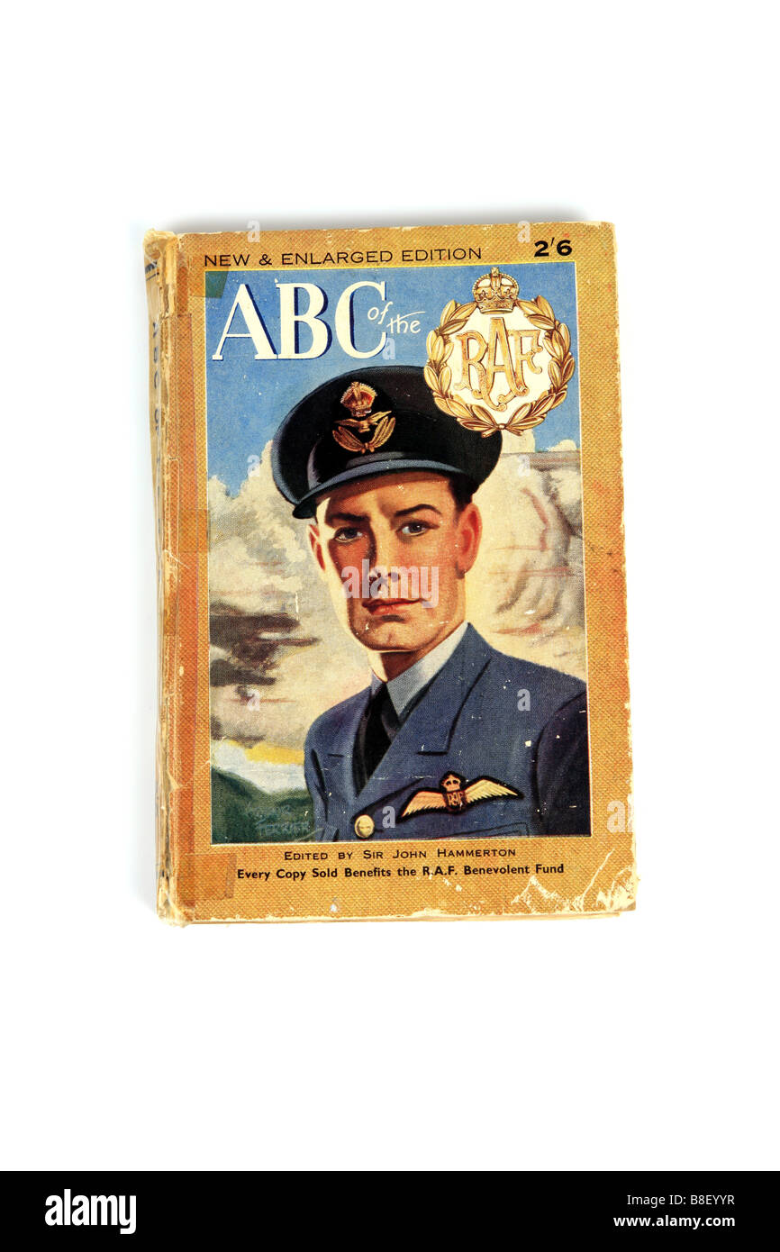 Une guerre mondiale de recrutement deux livre sur la Royal Air Force Banque D'Images