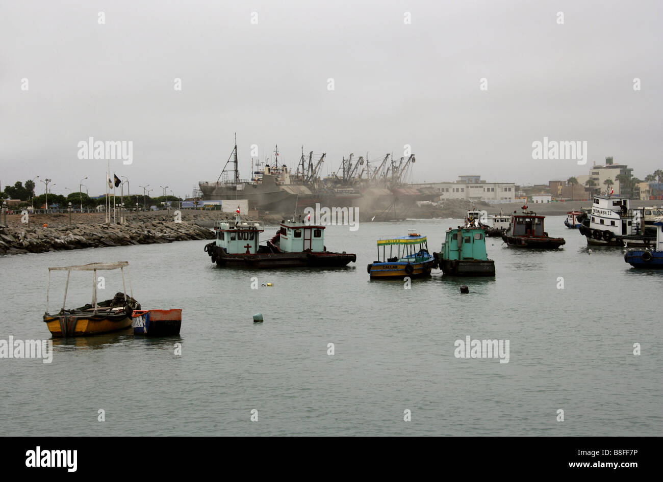 Port et Dry Docks, Port de Callao, Lima, Pérou, Amérique du Sud Banque D'Images