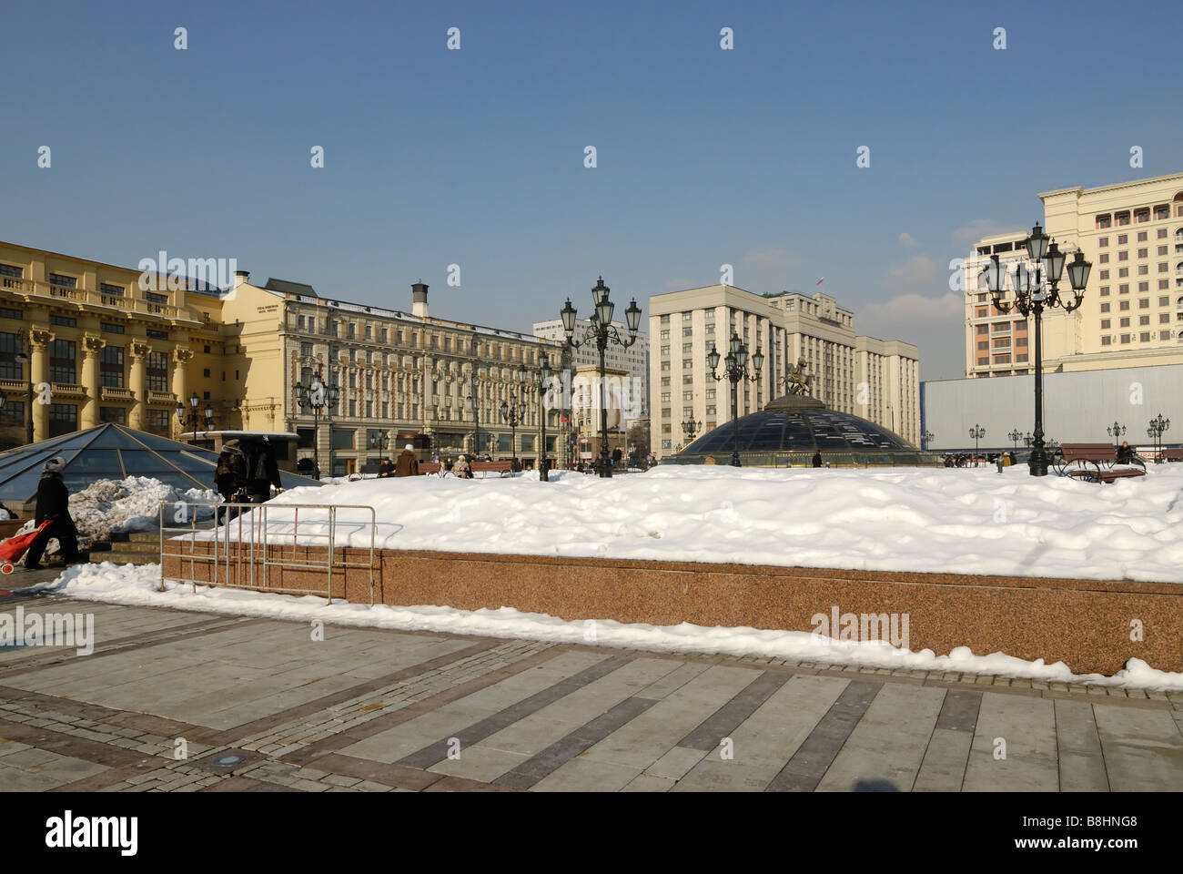 Avis sur l'hôtel National de Moscou et le parlement de la Fédération de Russie Banque D'Images