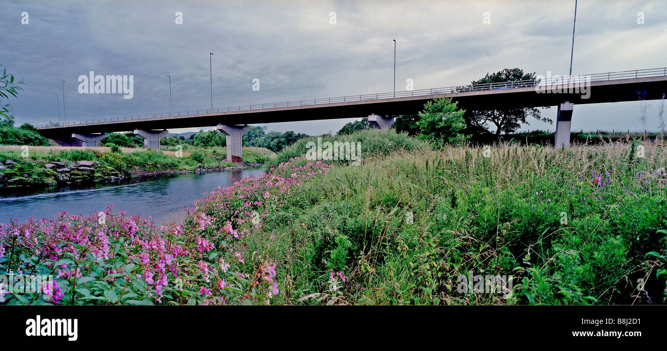 Nunholm Route viaduc construit avec résistantes à la corrosion de l'acier patiné d'avoir des avantages économiques et environnementaux Banque D'Images