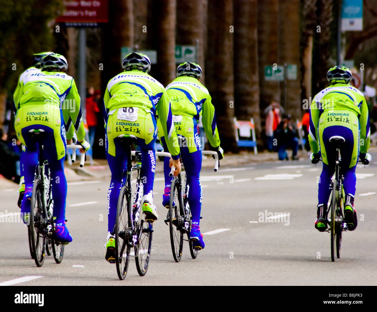 SACRAMENTO CA 14 février 2009 Liquidgas italien pro cycling team la préparation pour les essais de temps à Amgen Tour de Californie Banque D'Images
