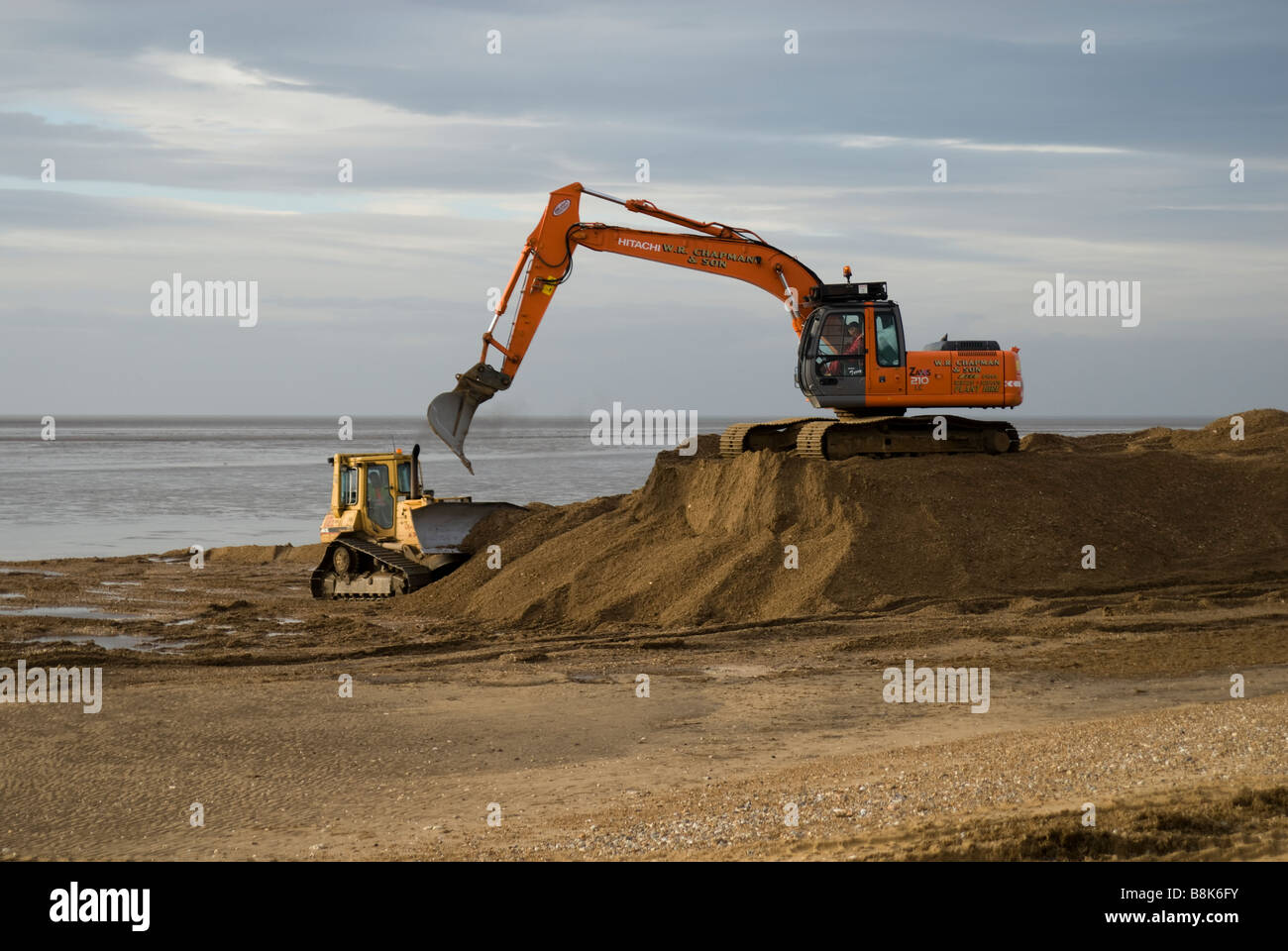 Annuel des bulldozers grande poussée de remettre en forme les plages Banque D'Images