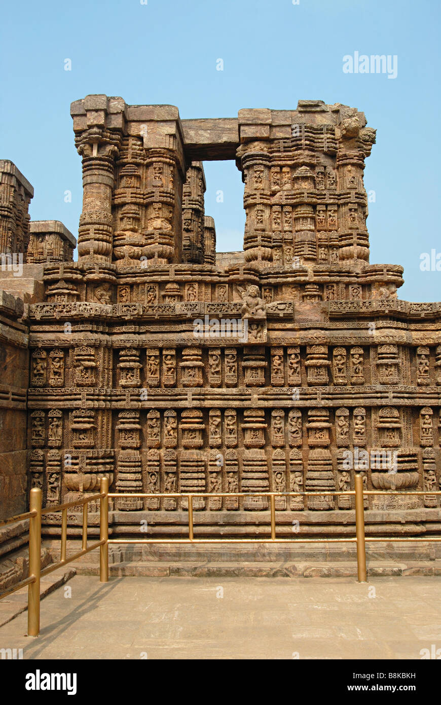 Temple n°1, partie de bhoga-mandapa (hall d'offres). Konark Temple du Soleil, de l'Orissa en Inde. Site du patrimoine mondial de l'UNESCO Banque D'Images