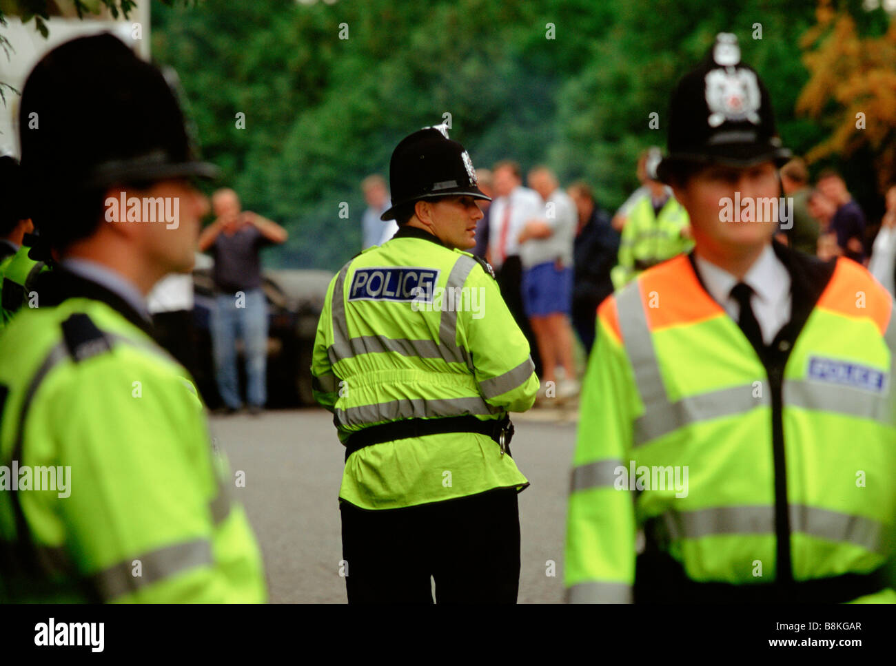 Raffinerie de pétrole de Fawley Hampshire UK 13 Sept 2000 Regarder la police le piquetage des camionneurs des raffineries de pétrole Banque D'Images