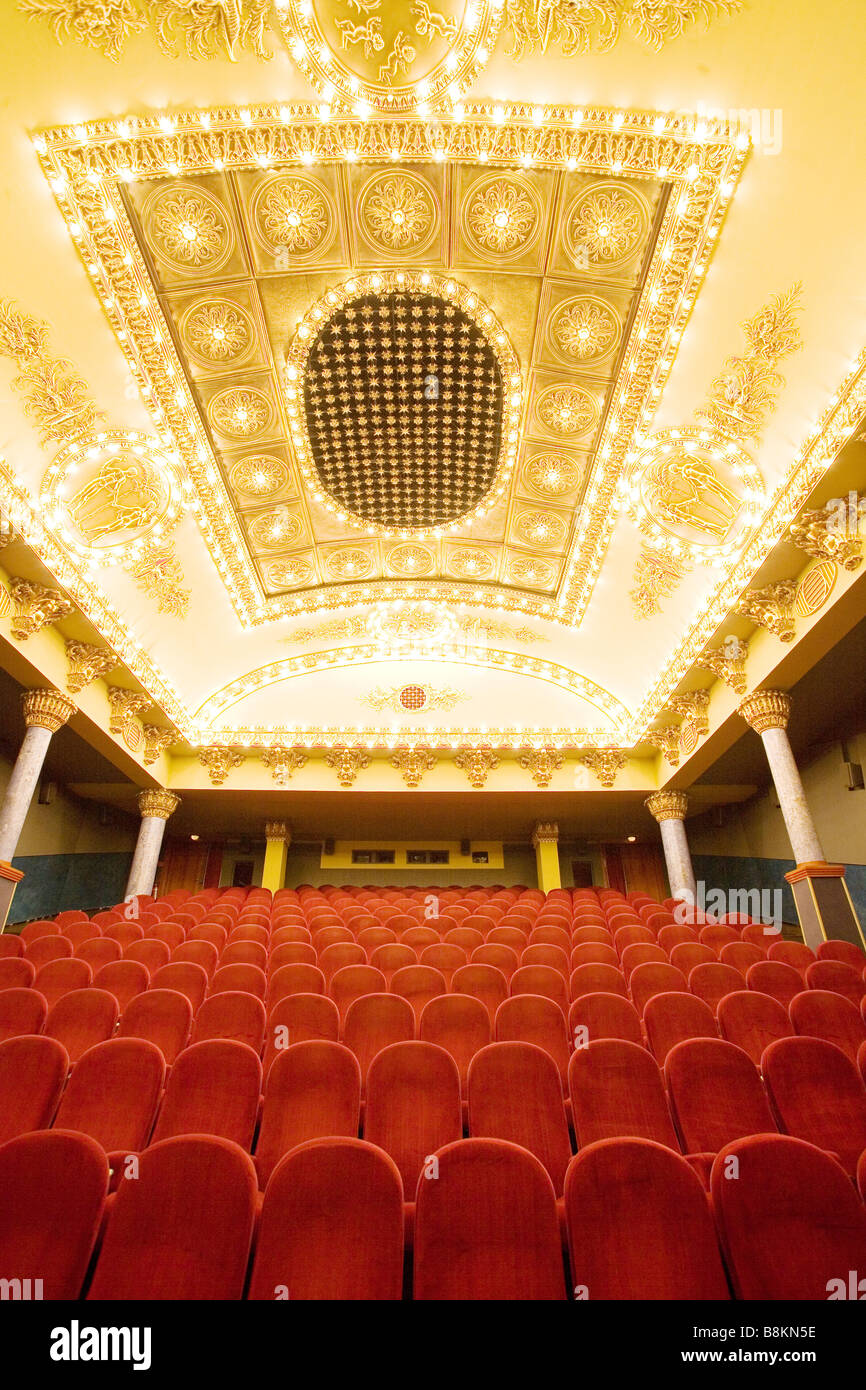 Salle de cinéma vide Banque D'Images