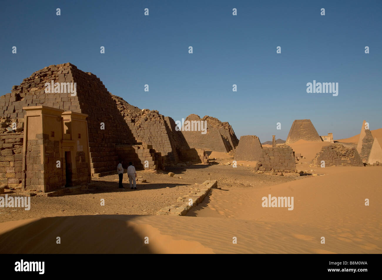 Pyramides de la nécropole des Rois et Pharaons Nubiens à Méroé Nubie Soudan Banque D'Images