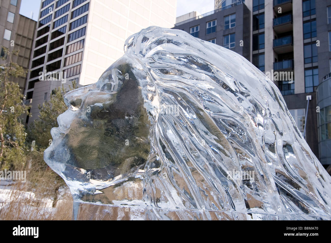Ice sculpture woman Banque de photographies et d'images à haute résolution  - Alamy