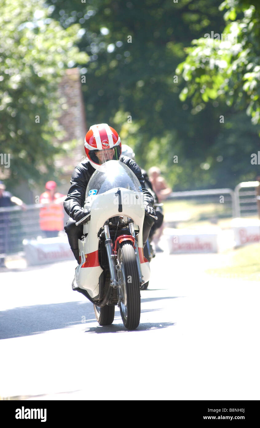 Vélo classique à l'événement mondial de moto, Beaulieu, Hampshire Banque D'Images