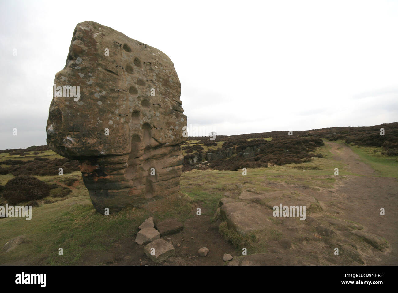 Le Corkstone Stanton Moor Derbyshire sur la façon de les neuf femmes stone circle Banque D'Images