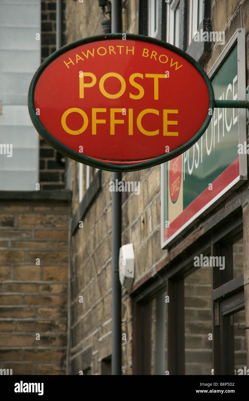 Bureau de poste signer Haworth Yorkshire Angleterre Royaume-uni (c) Marc Jackson Photography Banque D'Images