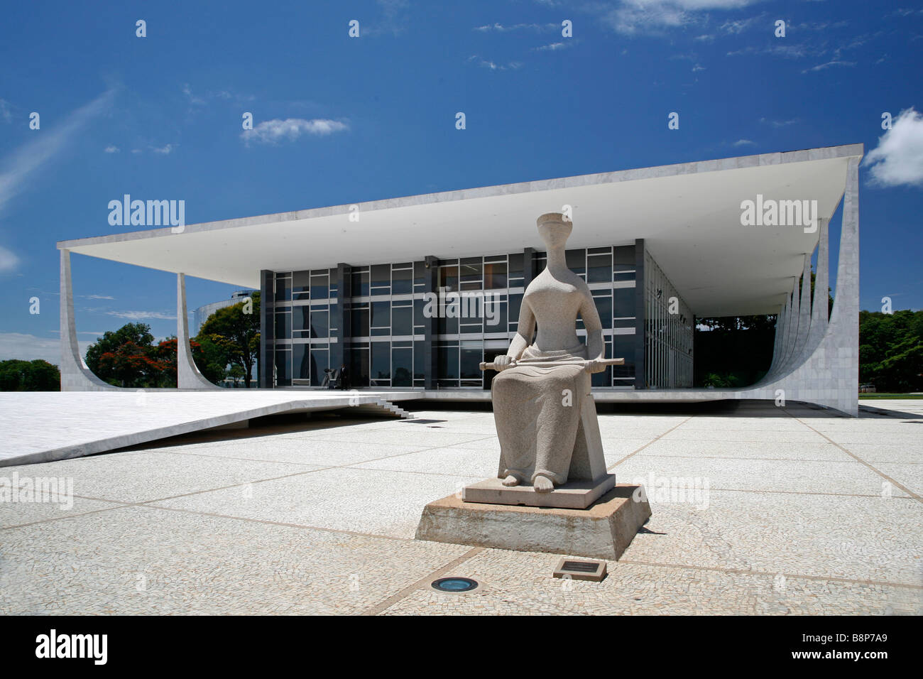 Bâtiment du Tribunal Suprême Fédéral STF dans trois puissances Square à Brasilia Banque D'Images