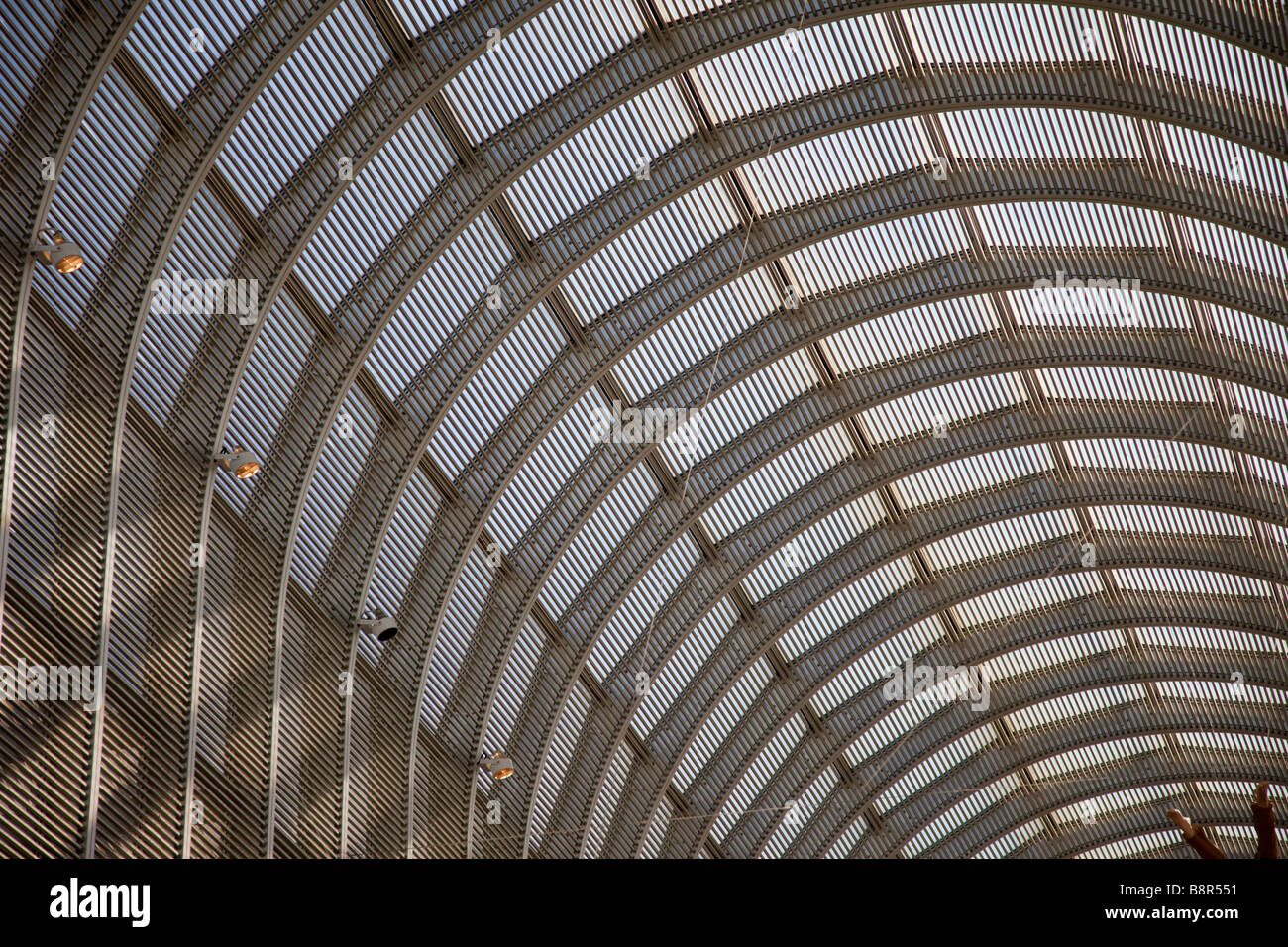 Arches répétitif pattern dans la galerie du Musée des beaux-arts de Boston, MA, USA Banque D'Images