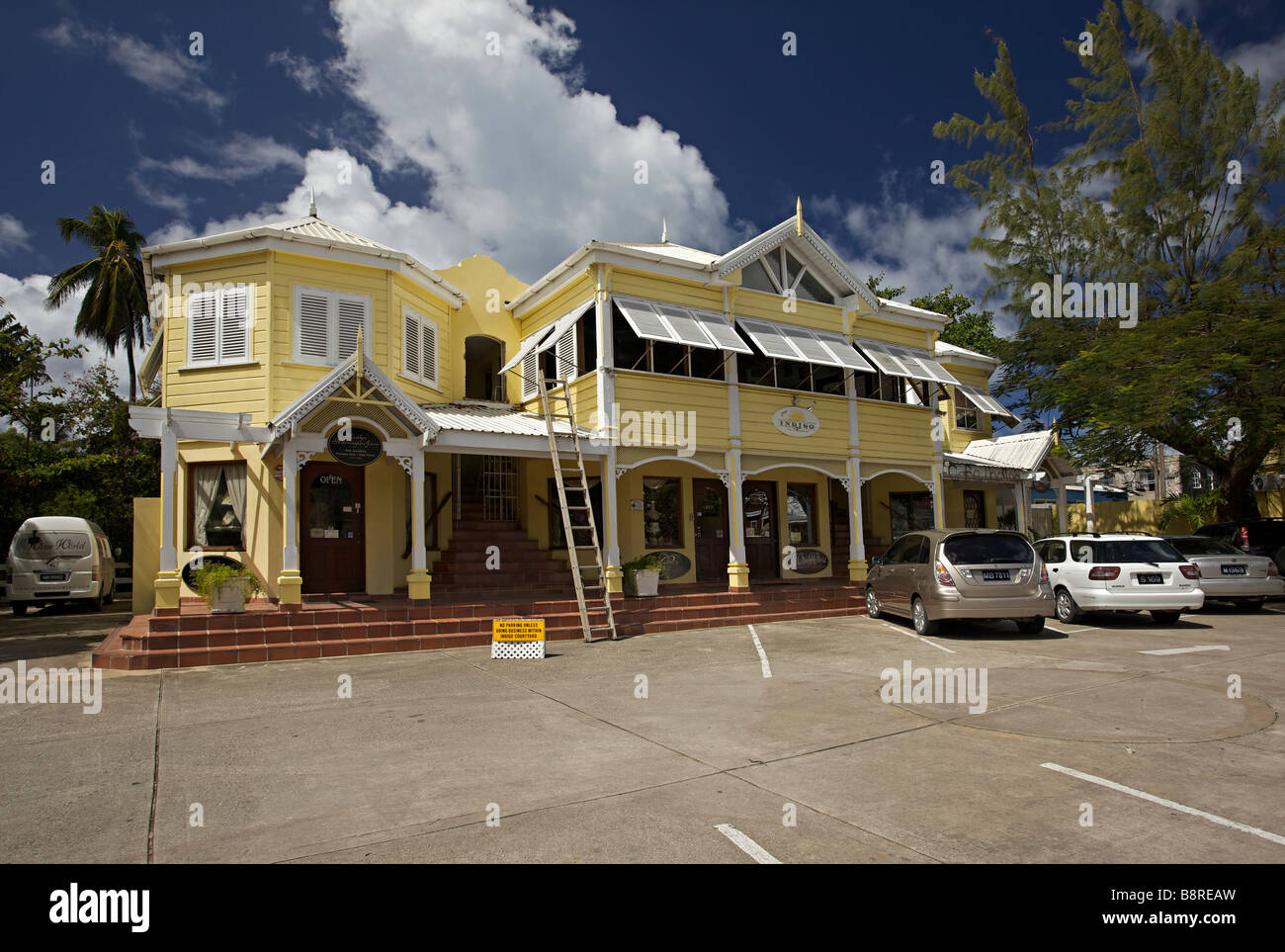 Magasin de bijoux et d'un café à Holetown, Barbados, "West Indies" Banque D'Images