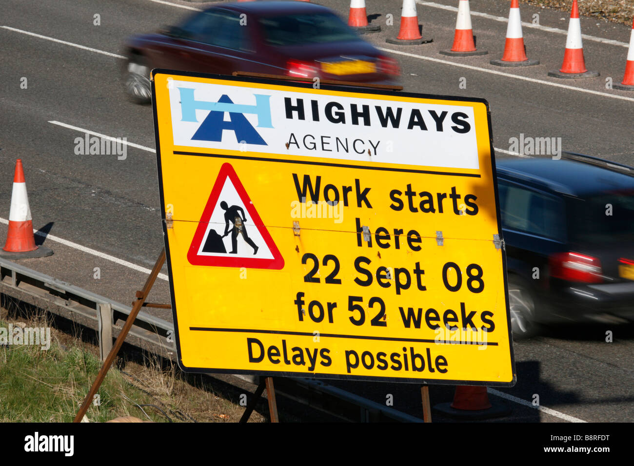 Highways Agency Avis de travaux routiers autoroute britannique signe Banque D'Images