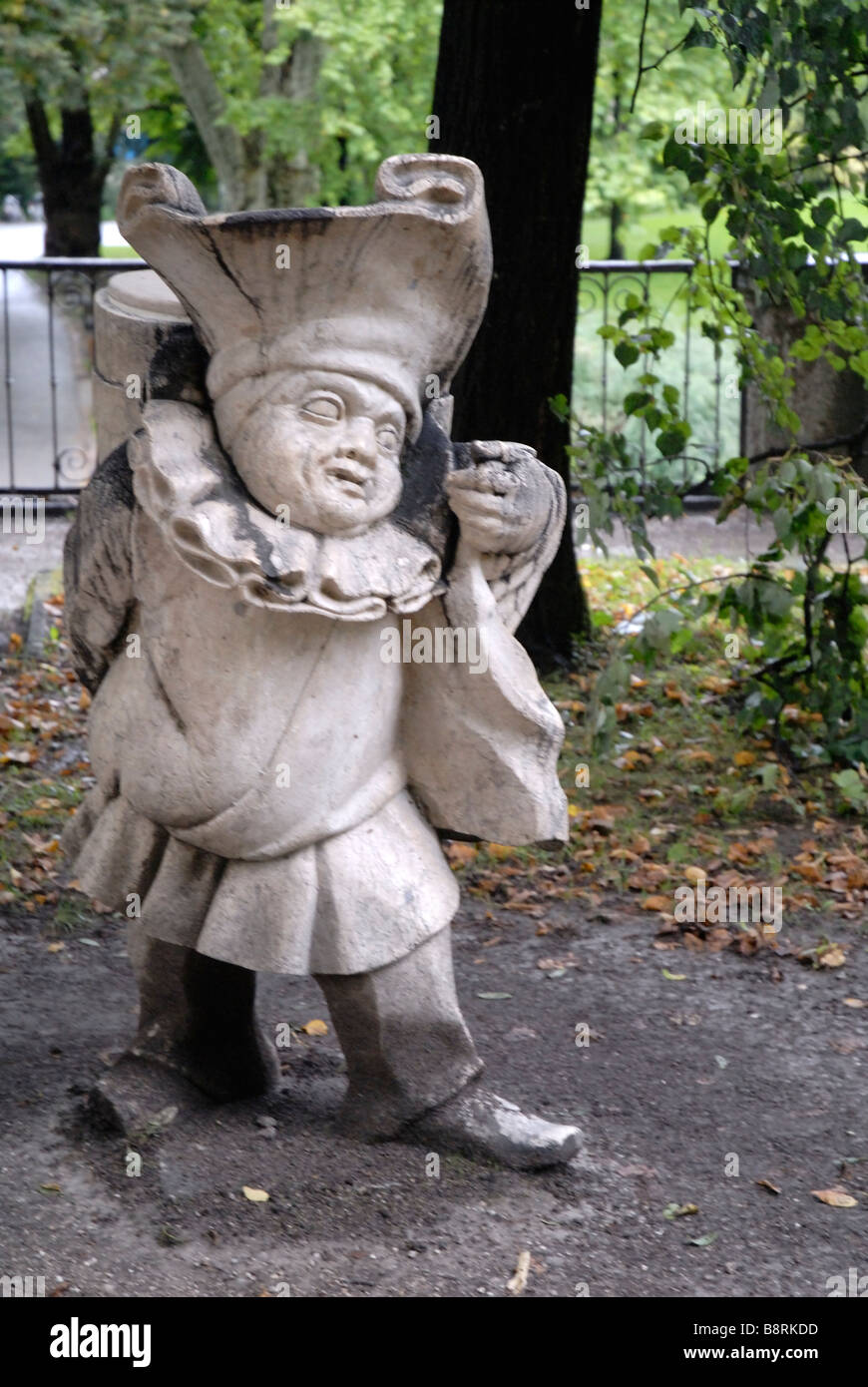 Le nain de jardin dans le jardins de Mirabell et du Schloss Mirabell dans le centre de Salzbourg en Autriche Banque D'Images