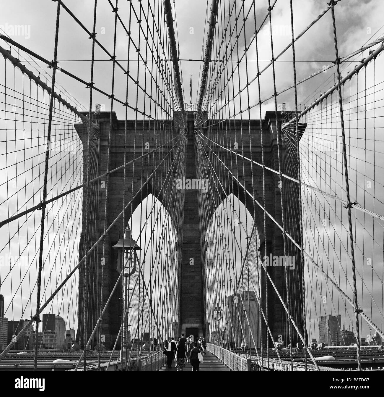 Pont de Brooklyn Manhattan New York NY USA en noir et blanc Banque D'Images