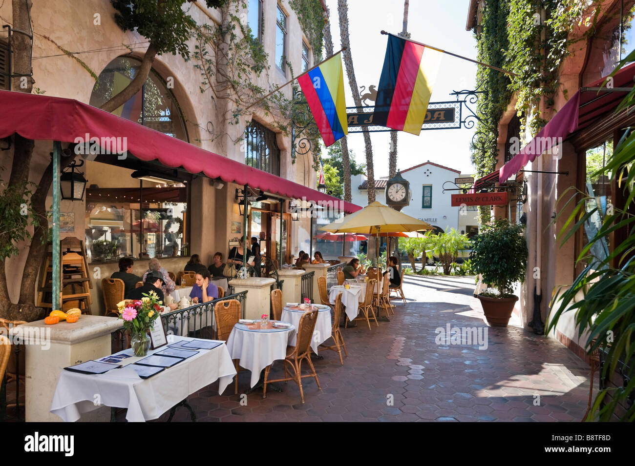 Restaurant dans la région de Arcadia sur State Street (la rue principale), Santa Barbara, Californie, USA Banque D'Images