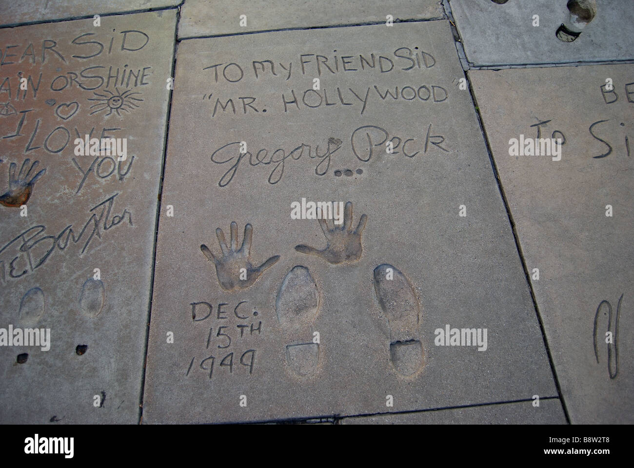 Gregory Peck est présent sur la piste du théâtre chinois TCL Grauman, Hollywood Boulevard, Los Angeles, Californie, États-Unis d'Amérique Banque D'Images