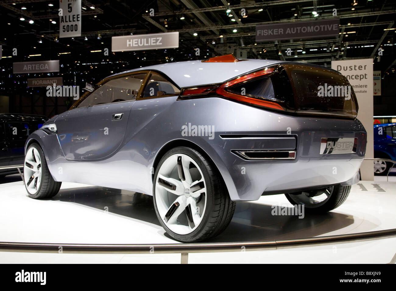 Dacia Duster montré lors d'un salon de l'automobile. Banque D'Images