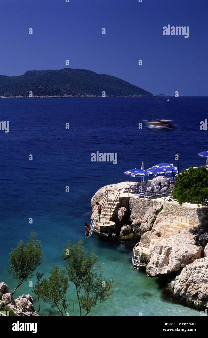 Kucuk cakil,Kas,l'anse plage rocheuse en Turquie près de Kalkan, Méditerranée occidentale Banque D'Images