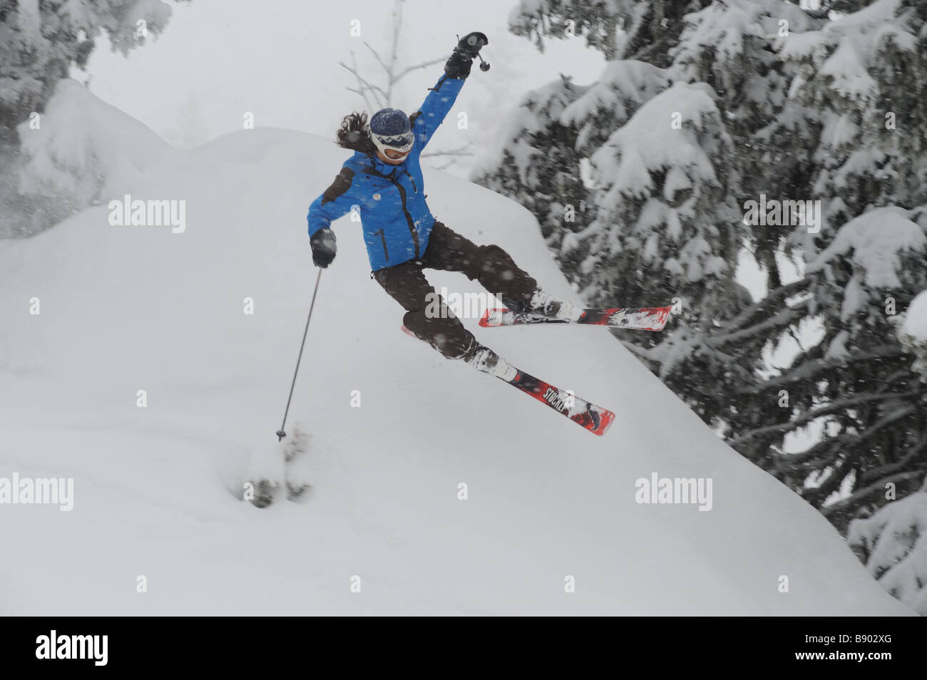Skieur sur une femme va aller Banque D'Images