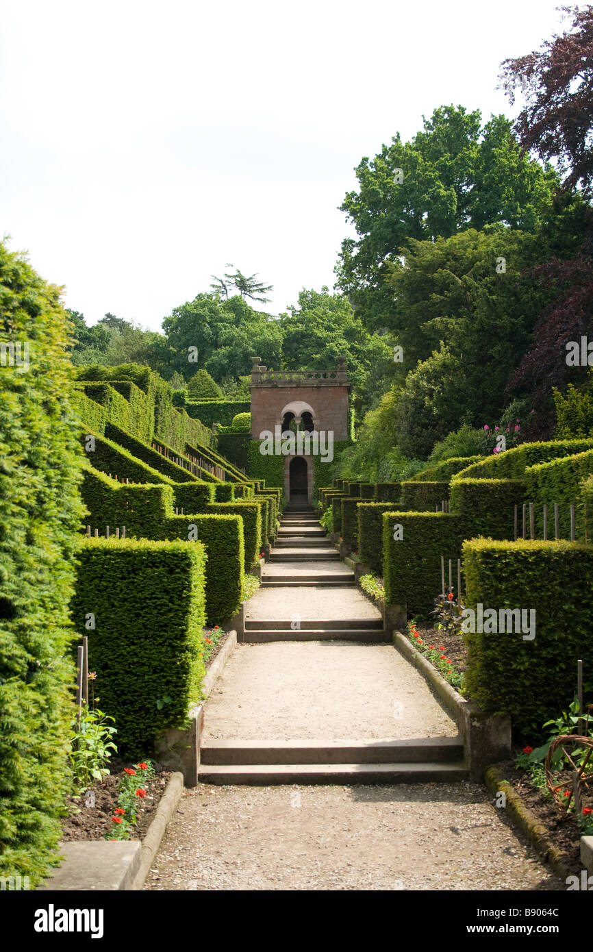 Fait dans le jardin de style italien Banque D'Images