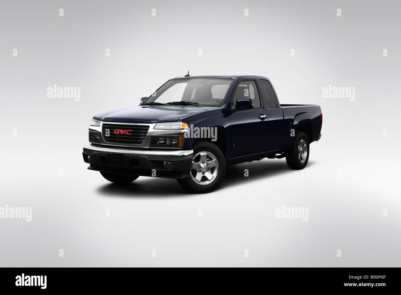 2009 GMC Canyon en bleu - angle de vue avant Banque D'Images