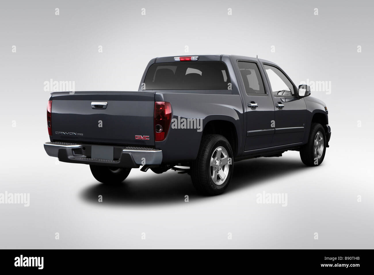 2009 GMC Canyon SLE en gris - angle de vue arrière Banque D'Images