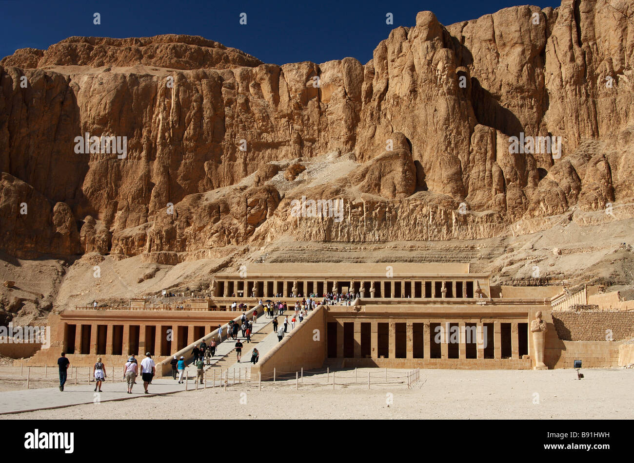 Temple funéraire de la reine Hatshepsout, 'Drie el-Bahri", "West Bank", Luxor, Egypte Banque D'Images