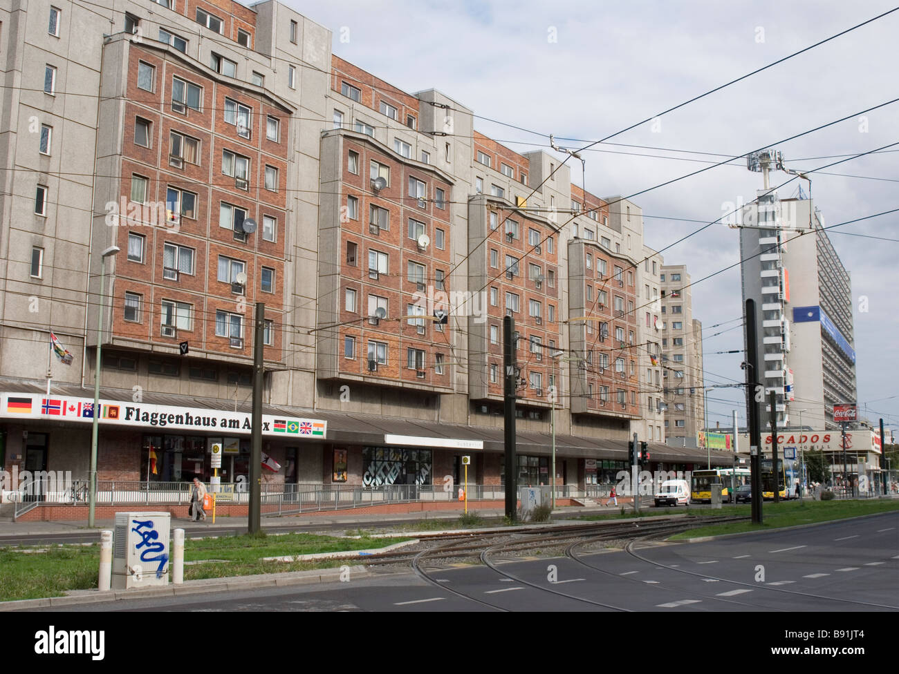 Bâtiments de Karl Liebknecht Strasse, près de Alexanderplatz Berlin Allemagne Banque D'Images