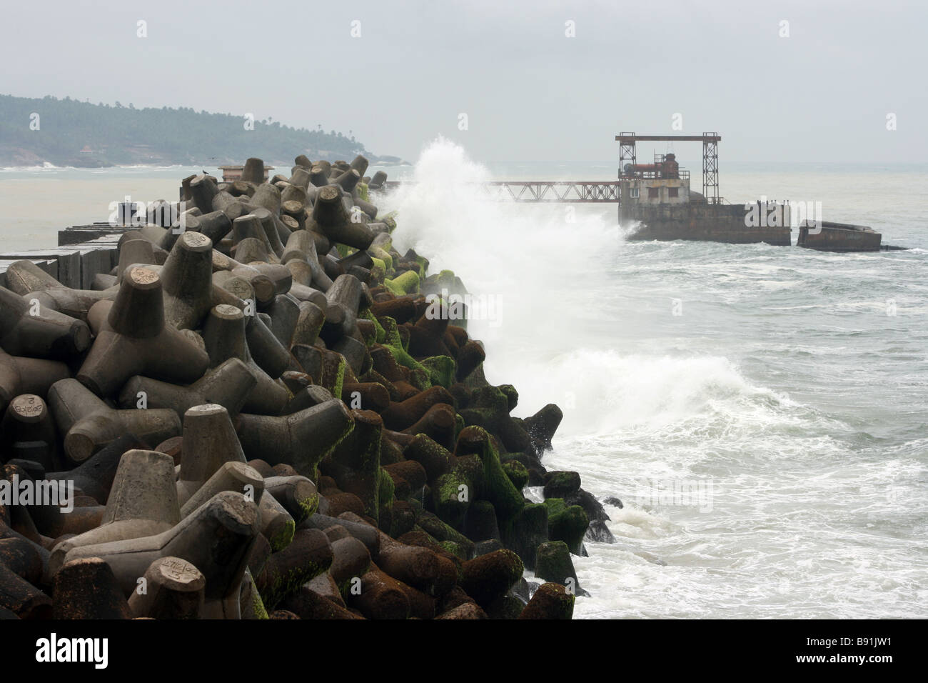 Barrage de l'eau d'obturation kovalam kerala Aruvikkara barrage barrage .|/ shutter Banque D'Images