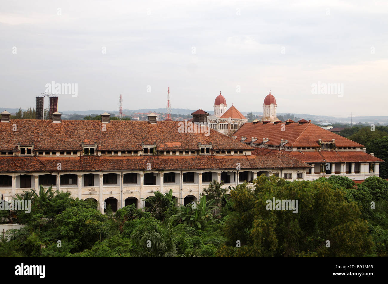 Gedung lawang sewu et entrepôt colonial hollandais, Semarang Indonésie java Banque D'Images