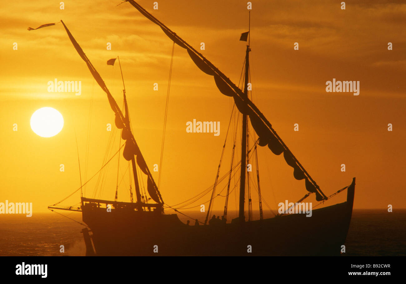 Silhouette de la taille de la vie réplique de Diaz s caravel Mossel Bay Province de Western Cape Afrique du Sud Banque D'Images